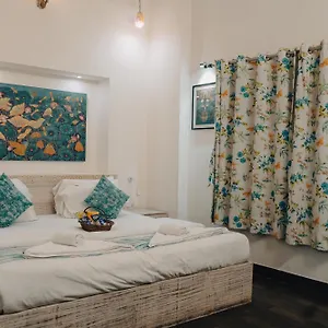 safarnama-varanasi.hotels-varanasi.com/