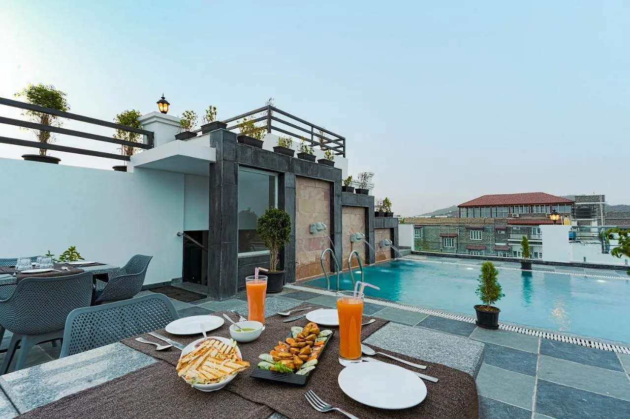 *** Hotel Revaas Lake View Boutique Stay Udaipur India