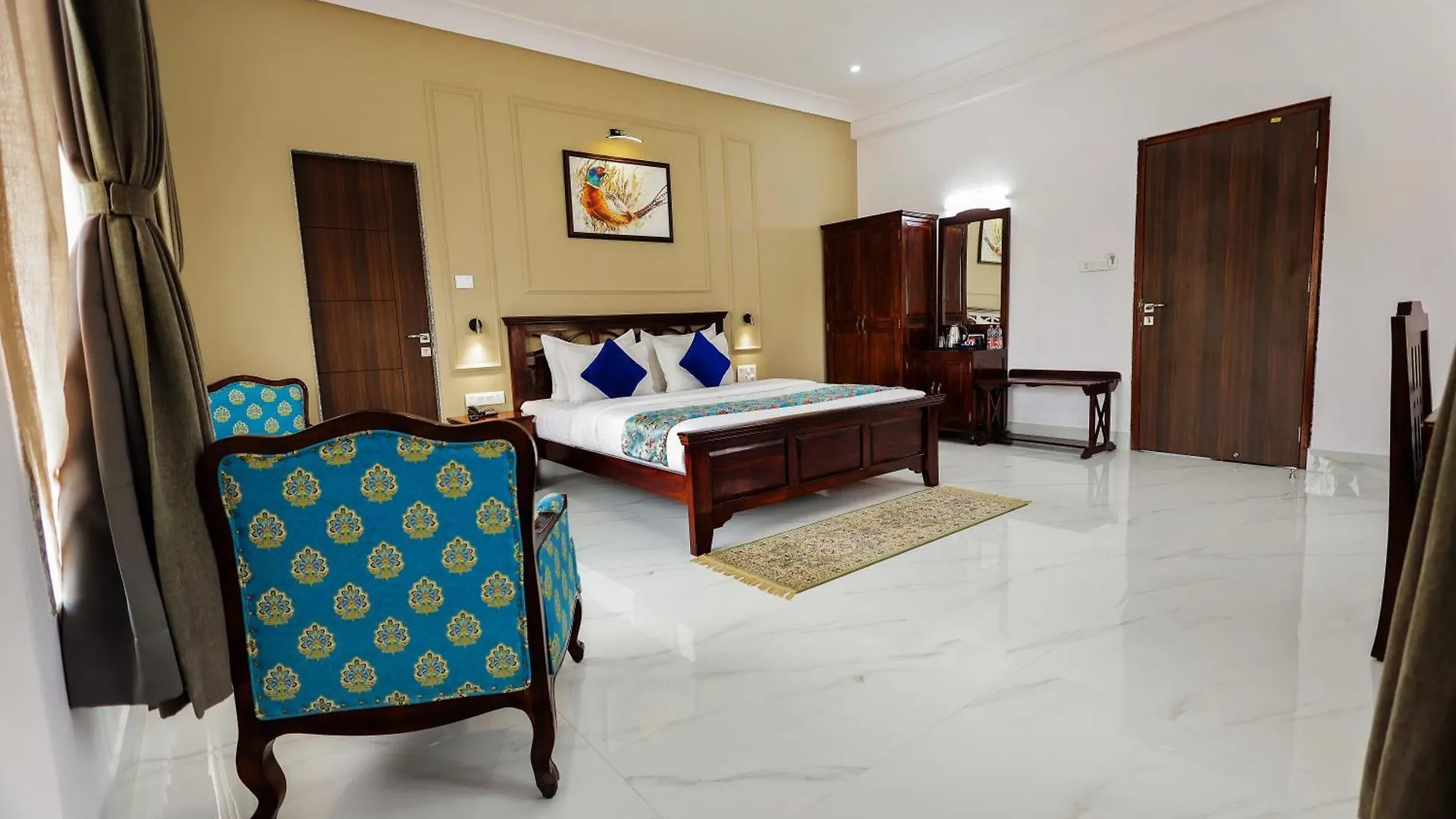 Hotel Revaas Lake View Boutique Stay Udaipur