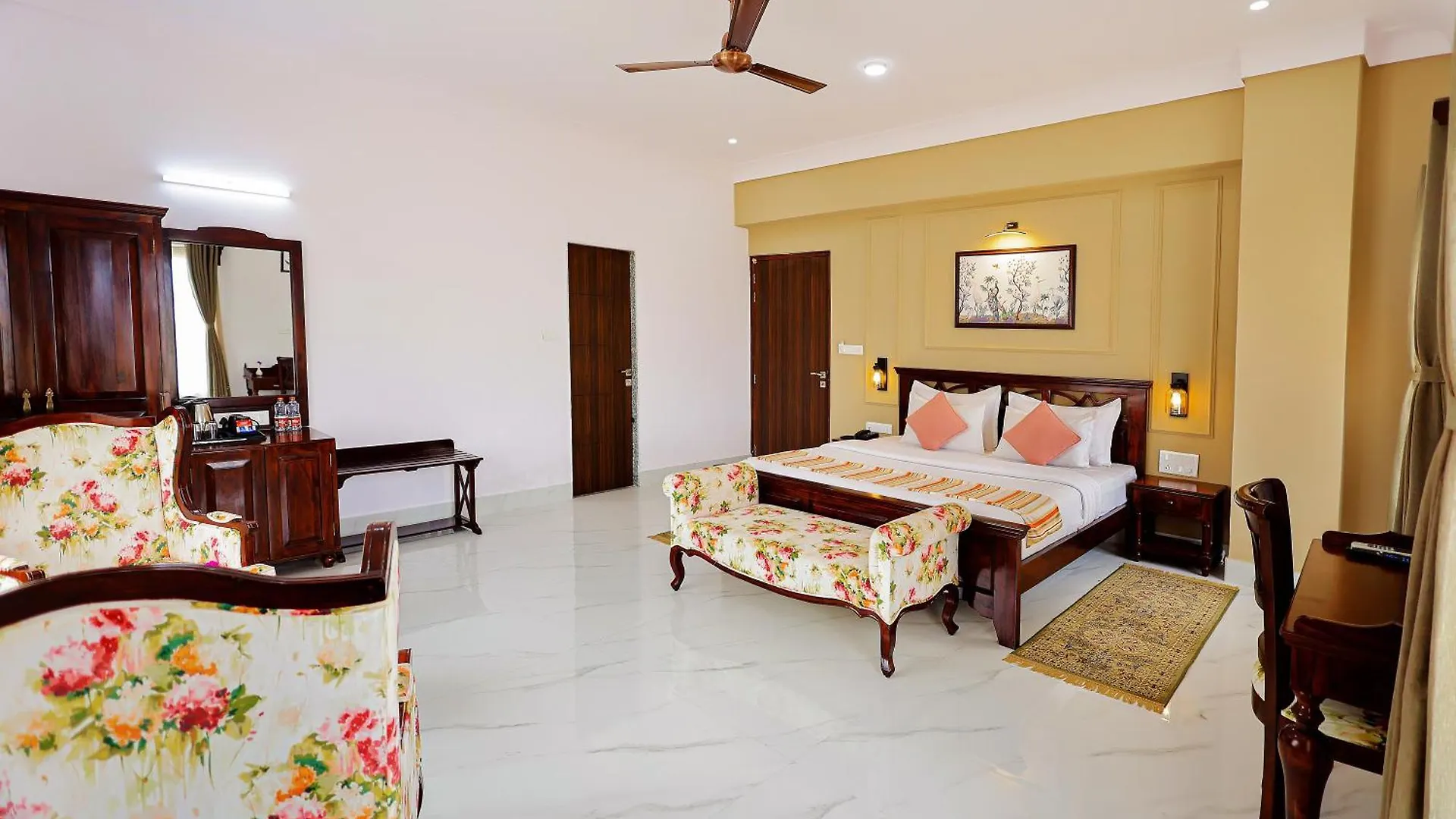 Revaas Lake View Boutique Stay Udaipur