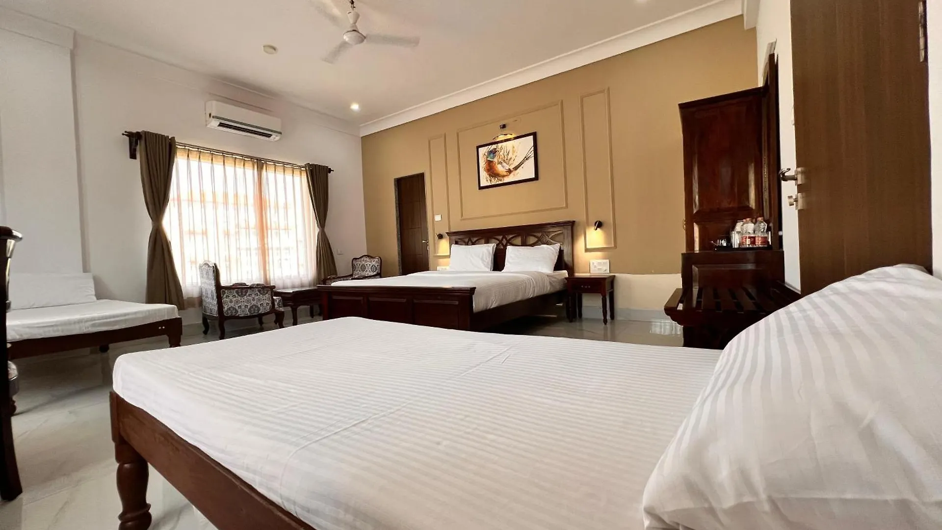 Revaas Lake View Boutique Stay Udaipur Hotel