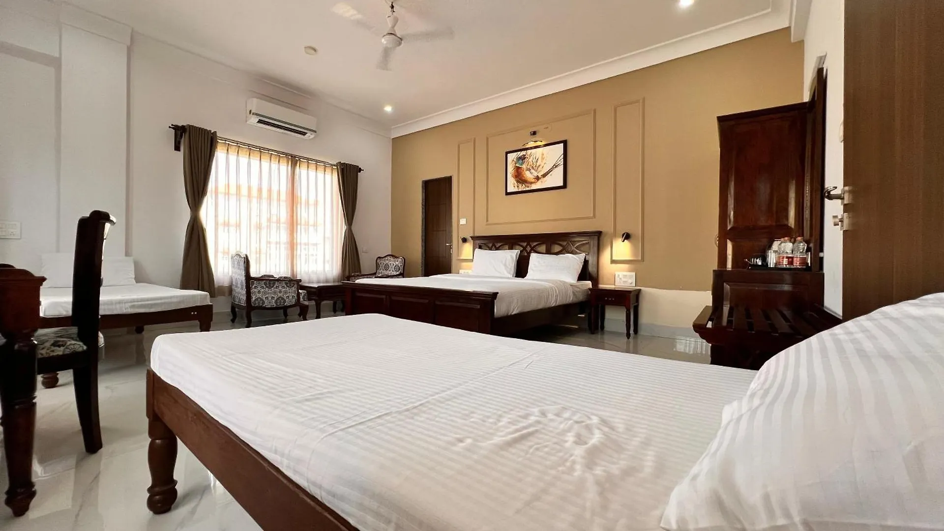 Revaas Lake View Boutique Stay Udaipur